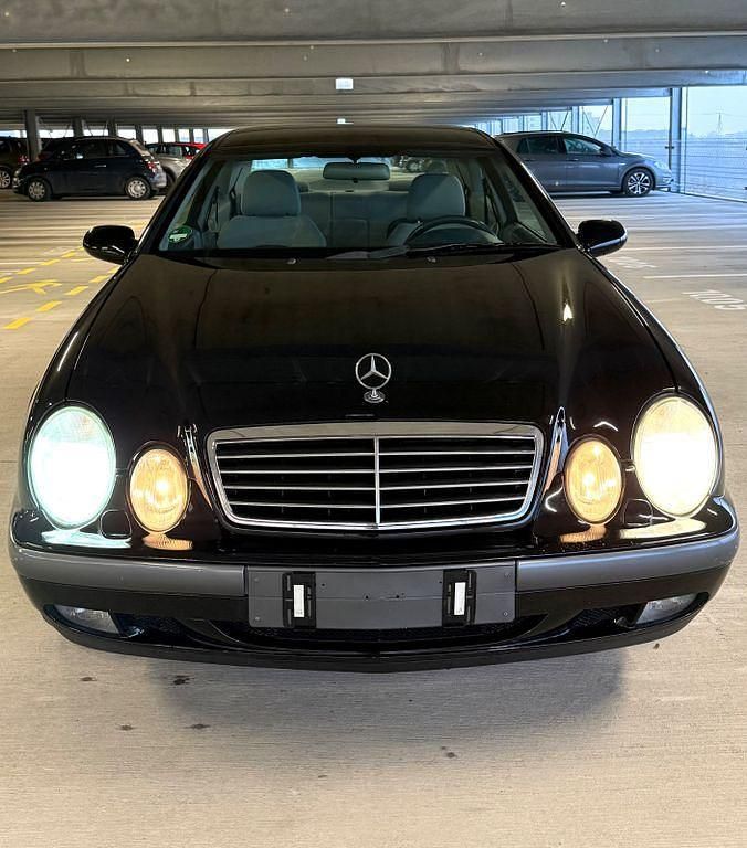 Gebraucht Mercedes CLK200 136 PS (100 kW) 1998 Schwarz Coupé