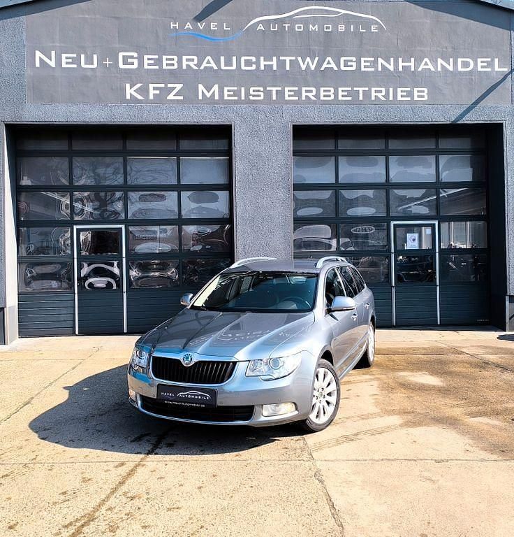 Gebraucht Skoda Superb Elegance 170 PS (125 kW) 2010 Grau Kombi