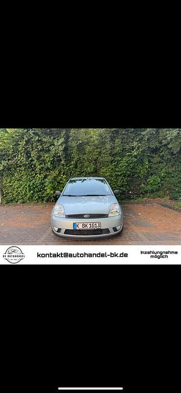 Silber Gebraucht 2003 Ford Fiesta Kleinwagen | 1.599 € (Fairer Preis) - Bild 1/4