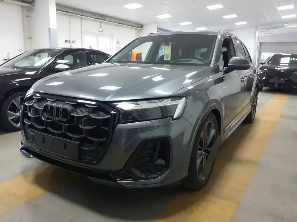 Gebraucht Audi Q7 S-Line 286 PS (210 kW) 2025 Grau SUV
