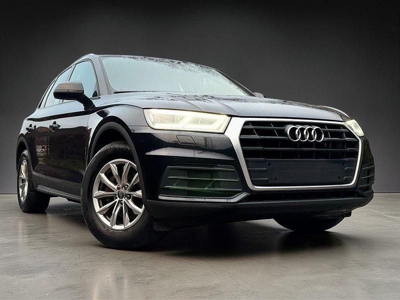 Gebraucht Audi Q5 Basis 163 PS (119 kW) 2020 Blau SUV