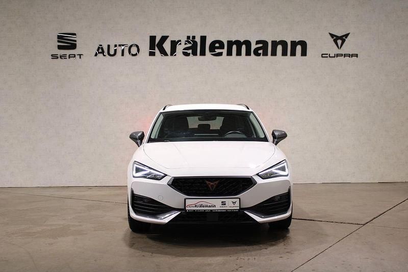Usata Cupra Leon 150 CV (110 kW) 2024 Bianco Berlina