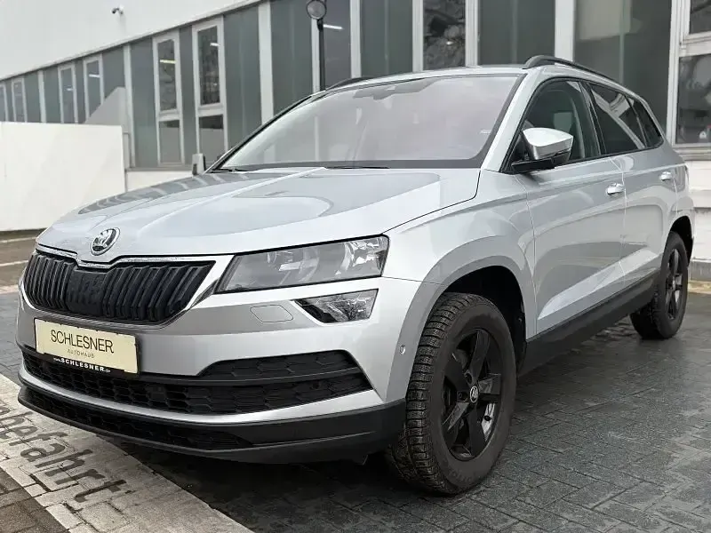 Gebraucht Skoda Karoq Style 150 PS (110 kW) 2021 Brilliantsilber SUV