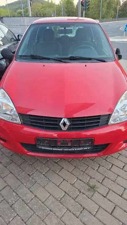 Gebraucht Renault Clio II Authentique 58 PS (42 kW) 2009 Rot Limousine