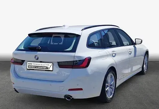Gebraucht BMW 318 Sport Line 156 PS (114 kW) 2025 Weiß Kombi