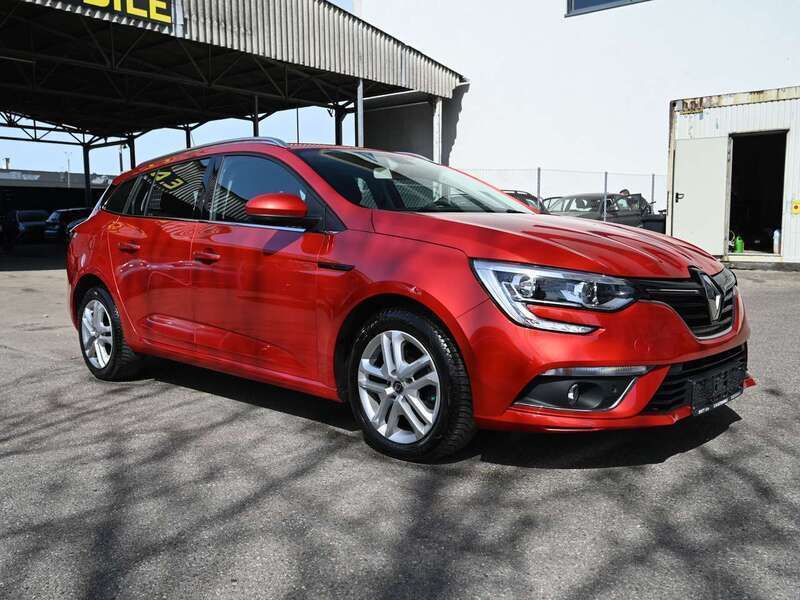 Feuerrot Gebraucht 2018 Renault Mégane IV Business Van / Kleinbus | 13.100 € (Fairer Preis) - Bild 1/4