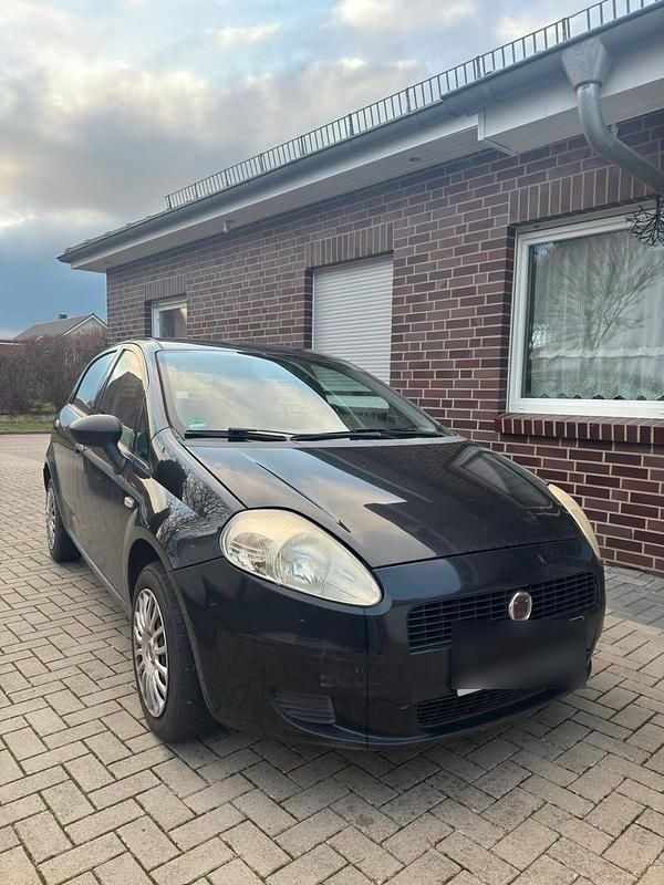 Gebraucht Fiat Punto 77 PS (56 kW) 2010 Schwarz Kleinwagen