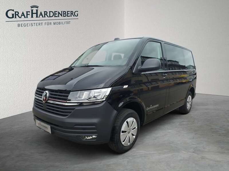 Schwarz / sonderfarbe Gebraucht 2024 VW T6.1 Van | 44.880 € (Guter Preis) - Bild 1/4