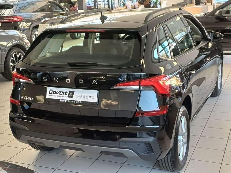 Neu Skoda Kamiq Selection 116 PS (85 kW) 2025 Black magic perleffekt SUV