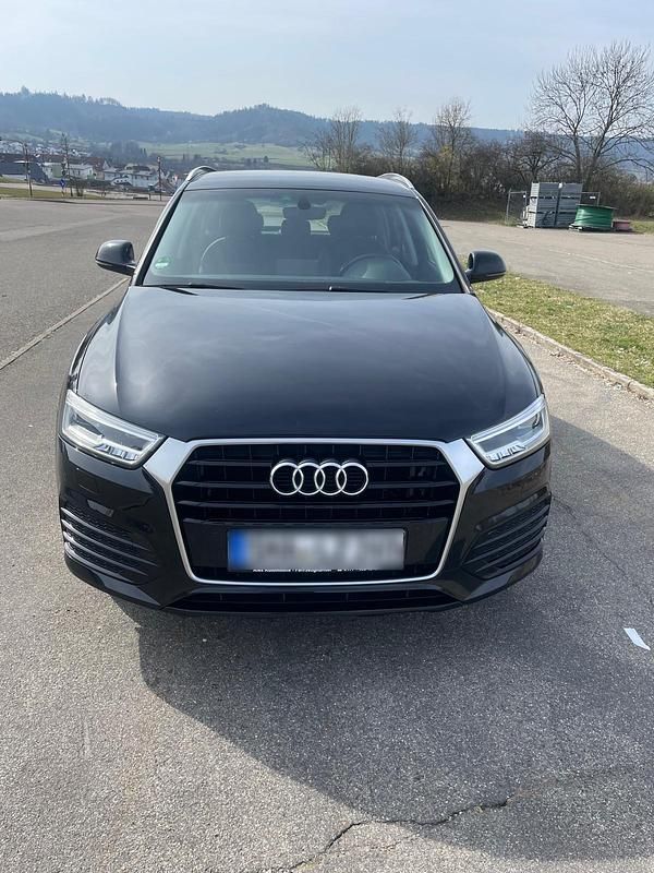 Gebraucht Audi Q3 S-Line 150 PS (110 kW) 2016 Schwarz SUV