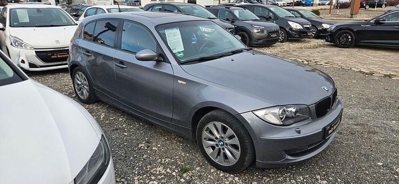 Gebraucht BMW 118 Advantage 143 PS (105 kW) 2009 Grau Kleinwagen