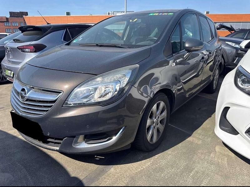Gebraucht Opel Meriva Innovation 140 PS (102 kW) 2015 Mineraleffekt Van / Kleinbus