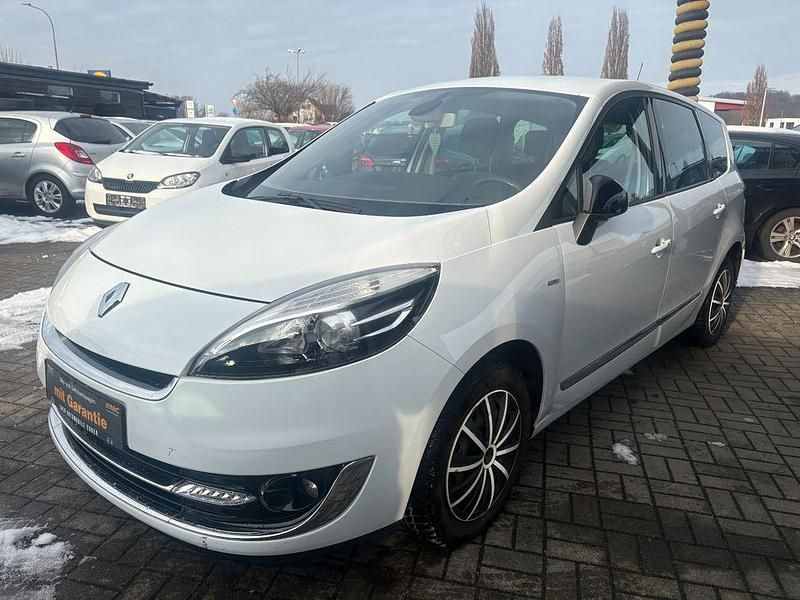 Gebraucht Renault Scénic III Bose Edition 131 PS (96 kW) 2012 Weiß Van / Kleinbus