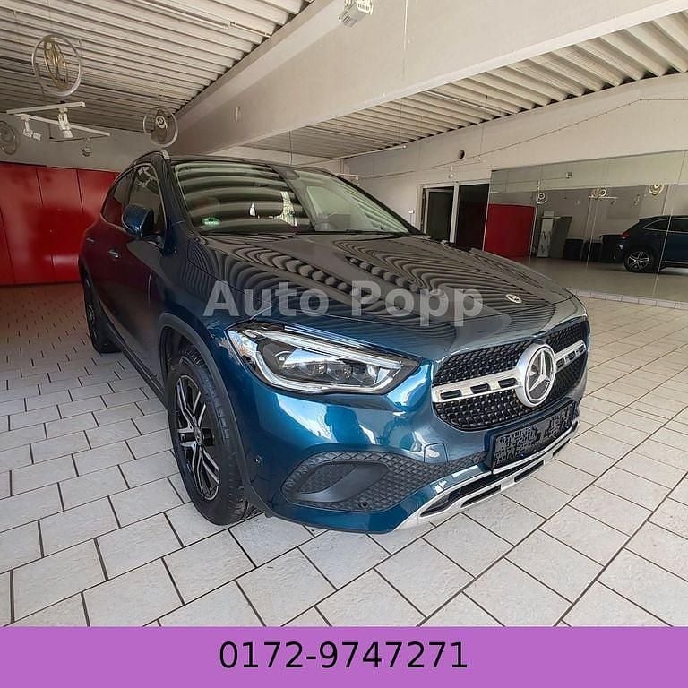 Gebraucht Mercedes GLA200 163 PS (119 kW) 2022 Blau SUV