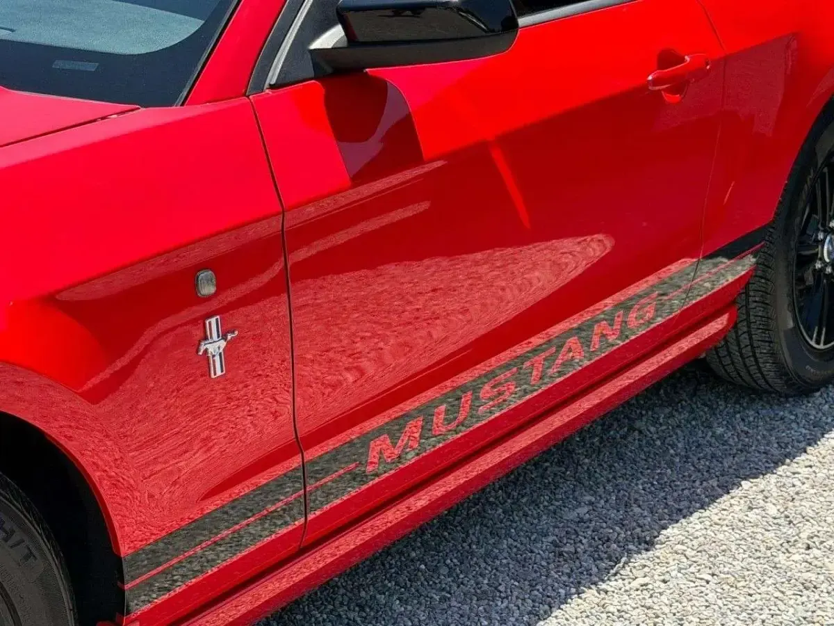 Gebraucht Ford Mustang Fastback 305 PS (224 kW) 2014 Rot Coupé