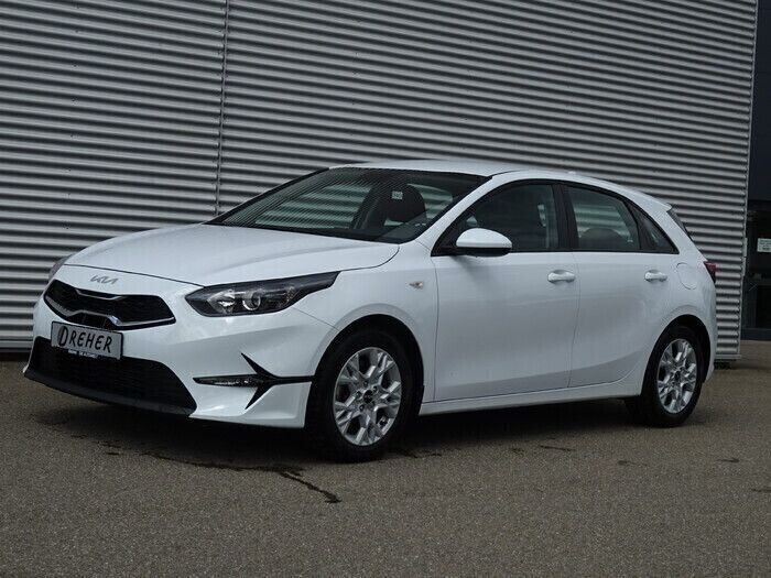 Casa white s Gebraucht 2024 Kia Ceed Kombi | 20.990 € (Superpreis) - Bild 1/4