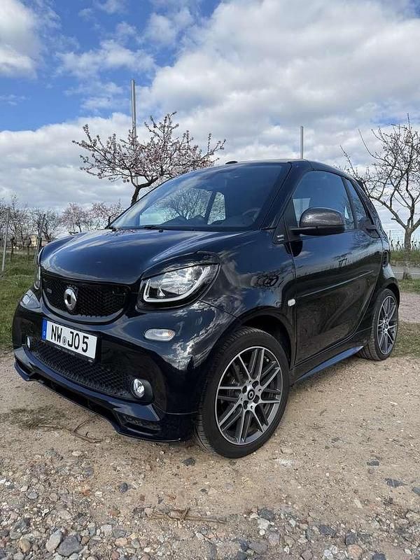 Schwarz Gebraucht 2017 Smart ForTwo Cabrio Brabus Cabrio | 13.500 € (Superpreis) - Bild 1/4