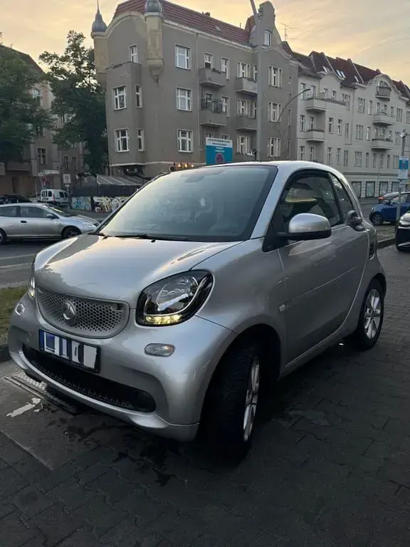 Gebraucht Smart ForTwo Cabrio Passion 71 PS (52 kW) 2016 Silber Cabrio