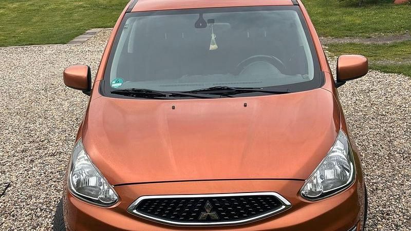 Second-hand Mitsubishi Space Star Edition+ 80 CP (58 kW) 2016 Portocaliu Hatchback