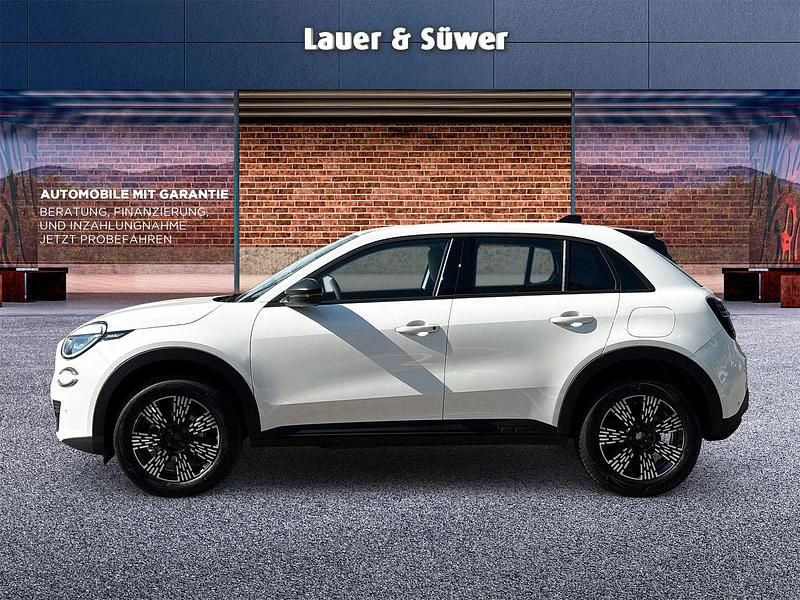 Neu Fiat 600 101 PS (74 kW) 2026 Weiß SUV