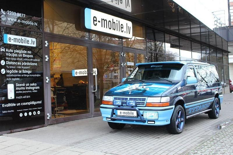 Gebraucht Chrysler Grand Voyager 150 PS (110 kW) 1994 Blau Van / Kleinbus