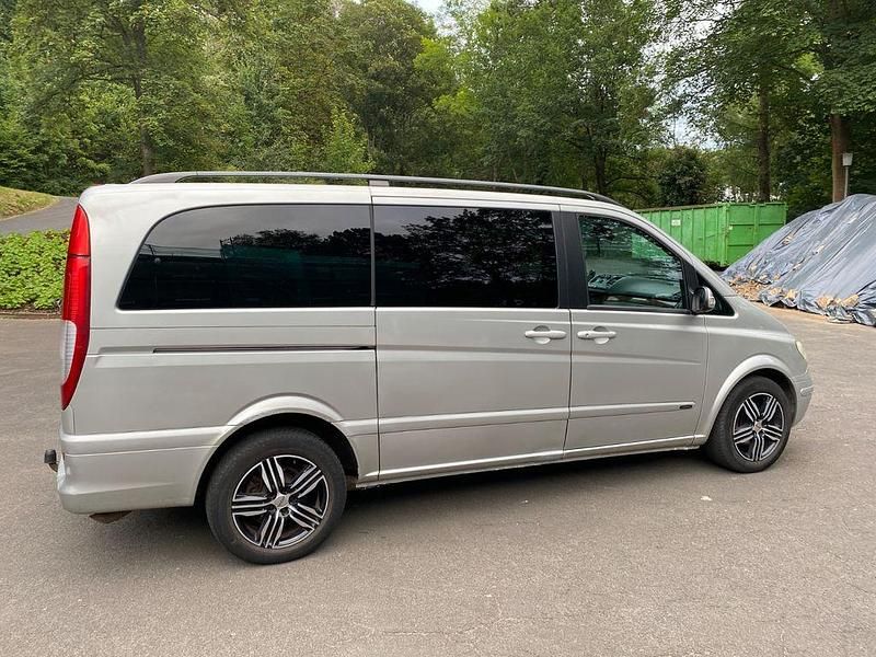 Gebraucht Mercedes Viano 150 PS (110 kW) 2006 Silber Van / Kleinbus