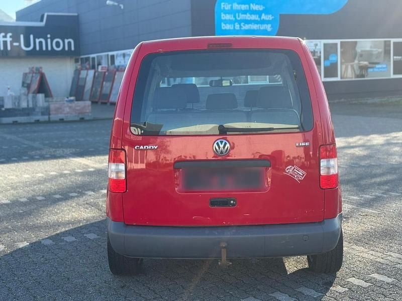 Gebraucht VW Caddy 102 PS (75 kW) 2010 Rot Van / Kleinbus