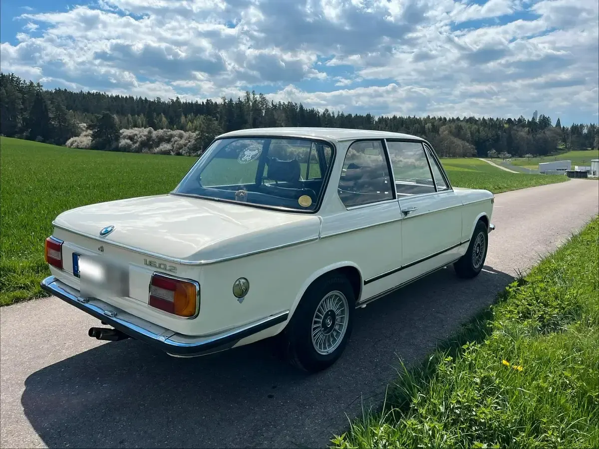 Gebraucht BMW 1602 86 PS (63 kW) 1975 Weiß Coupé