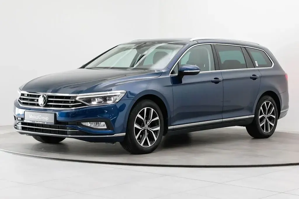 Gebraucht VW Passat Elegance 200 PS (147 kW) 2023 Blau Kombi