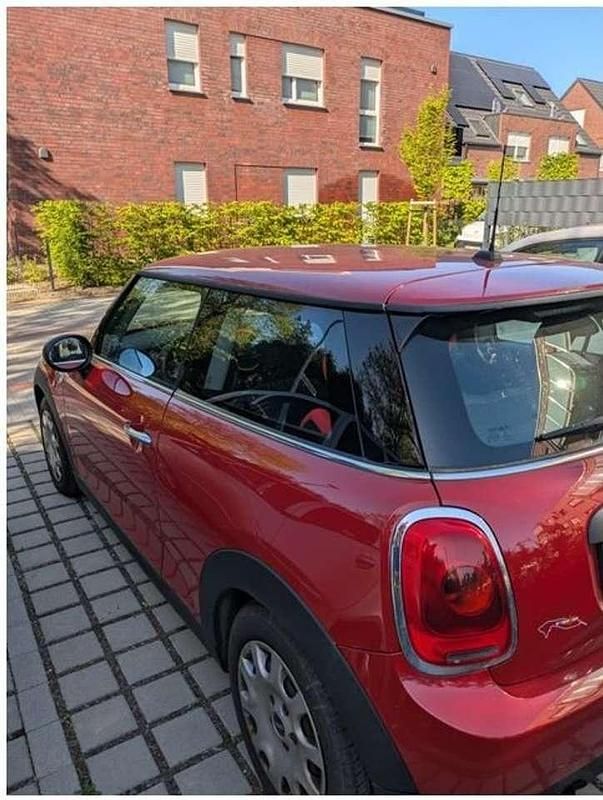 Second-hand Mini ONE 75 CP (55 kW) 2015 Roșu Hatchback