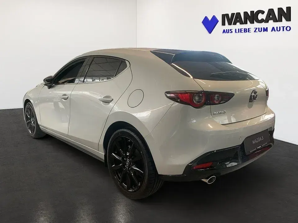 Neu Mazda 3 Homura-Line 140 PS (102 kW) 2025 Ceramic Limousine