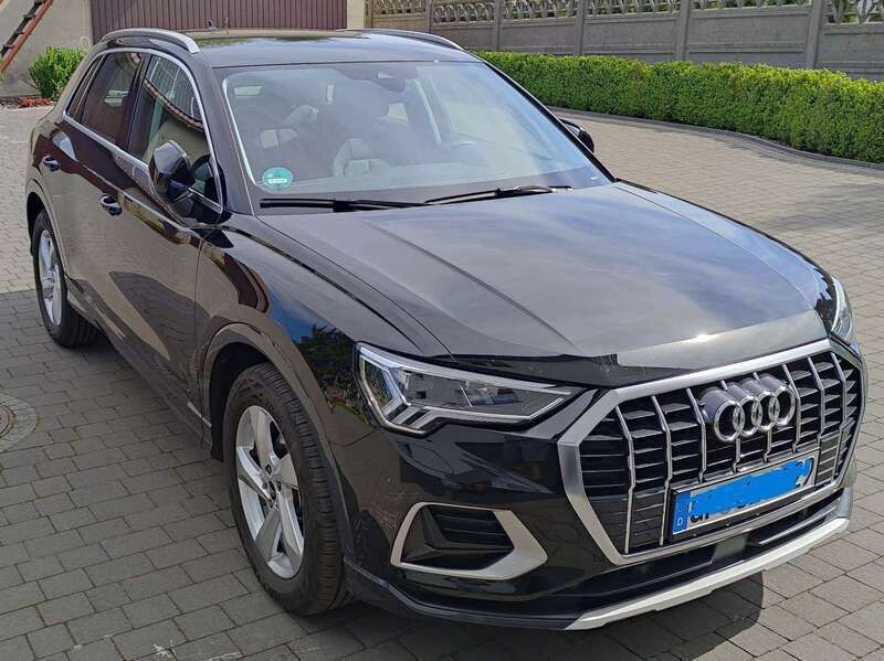 Schwarz Gebraucht 2023 Audi Q3 Advanced SUV | 38.999 € (Etwas zu teuer) - Bild 1/4