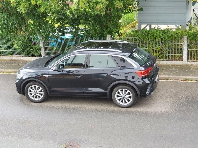 Schwarz Gebraucht 2023 VW T-Roc IQ Drive SUV | 27.300 € (Guter Preis) - Bild 1/4