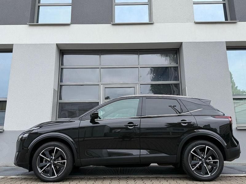 Schwarz Gebraucht 2023 Nissan Qashqai 360º SUV | 24.490 € (Fairer Preis) - Bild 1/4