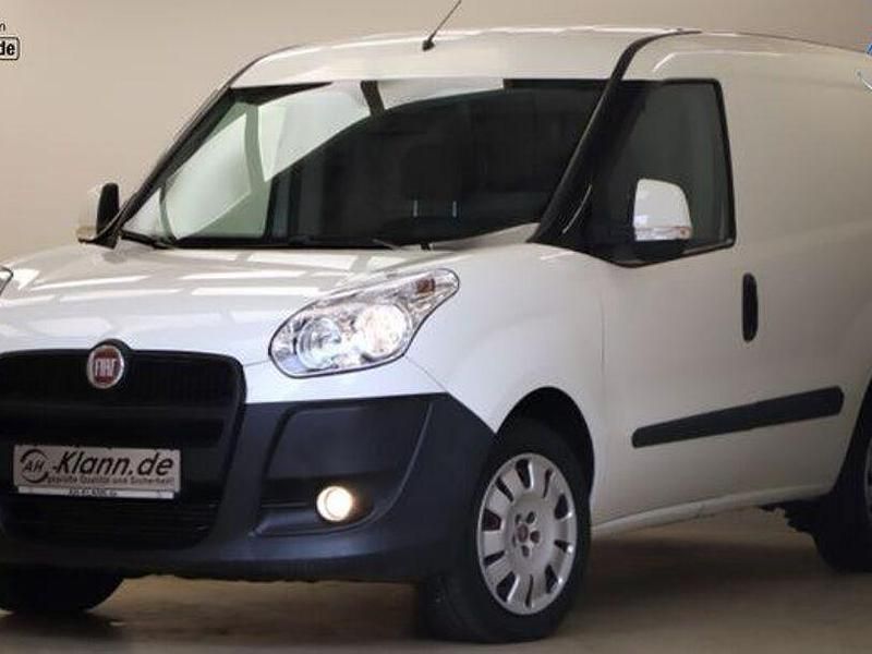 Gebraucht Fiat Doblò 120 PS (88 kW) 2012 Weiß Van / Kleinbus