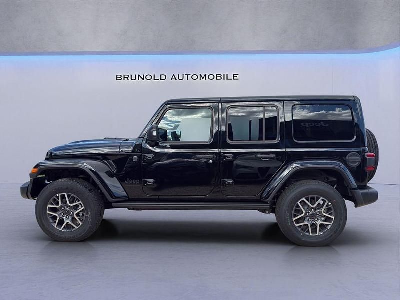 Neu Jeep Wrangler Sahara 272 PS (200 kW) 2025 Schwarz SUV