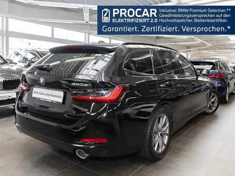 Gebraucht BMW 320e Shadowline 204 PS (150 kW) 2022 Schwarz Kombi
