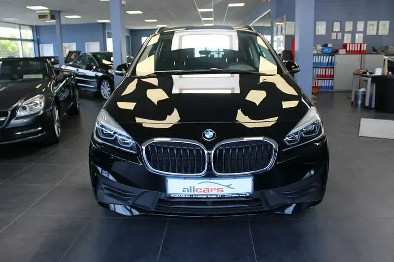 Gebraucht BMW 218 Advantage 150 PS (110 kW) 2022 Schwarz Coupé
