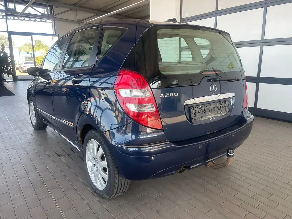 Gebraucht Mercedes A200 Elegance 136 PS (100 kW) 2005 Blau Limousine