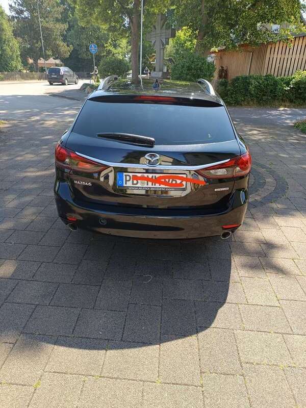 Schwarz Gebraucht 2019 Mazda 6 Sports-Line Kombi | 17.000 € (Superpreis) - Bild 1/4