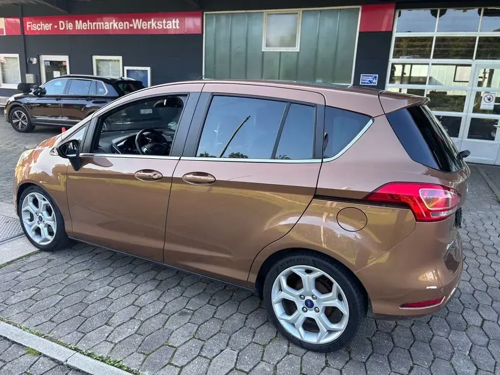 Używany Ford B-MAX Titanium 120 KM (88 kW) 2012 Brązowy Minivan