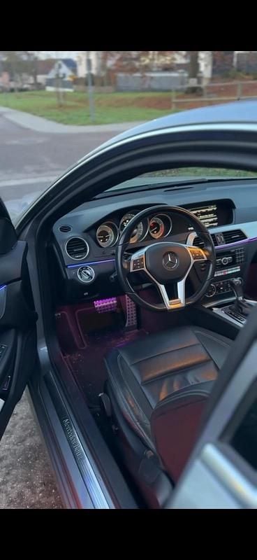 Gebraucht Mercedes C350 306 PS (225 kW) 2011 Grau Coupé