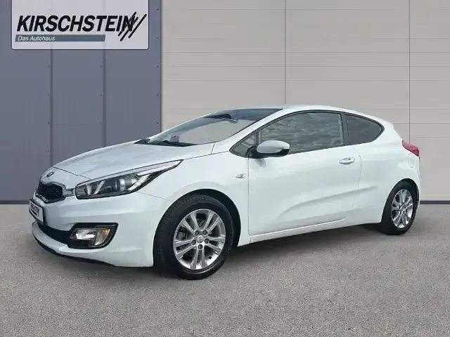 Używany Kia ProCeed Edition 7 135 KM (99 kW) 2014 Biały Hatchback