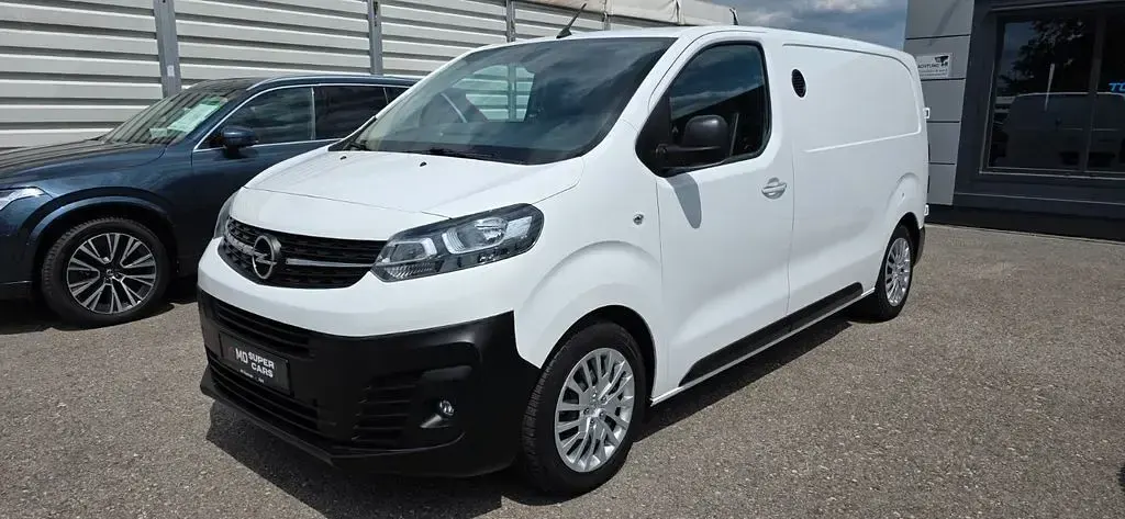 Gebraucht Opel Vivaro-e Combi 120 PS (88 kW) 2022 Weiß Van / Kleinbus