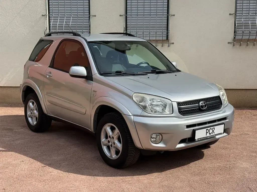 Gebraucht Toyota RAV4 Sol 150 PS (110 kW) 2005 Silber SUV