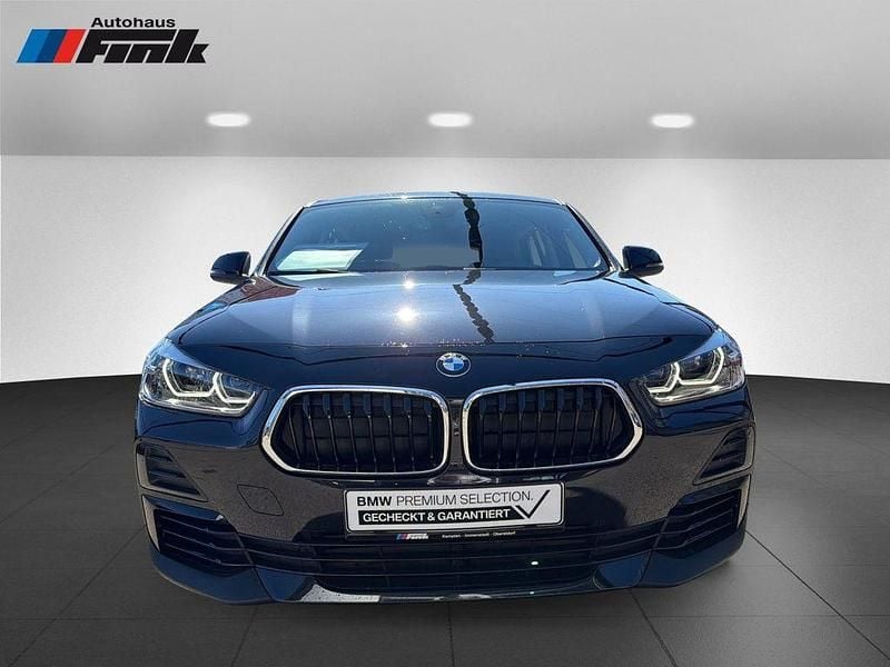 Gebraucht BMW X2 Advantage 136 PS (100 kW) 2023 Black sapphire (metallic) SUV