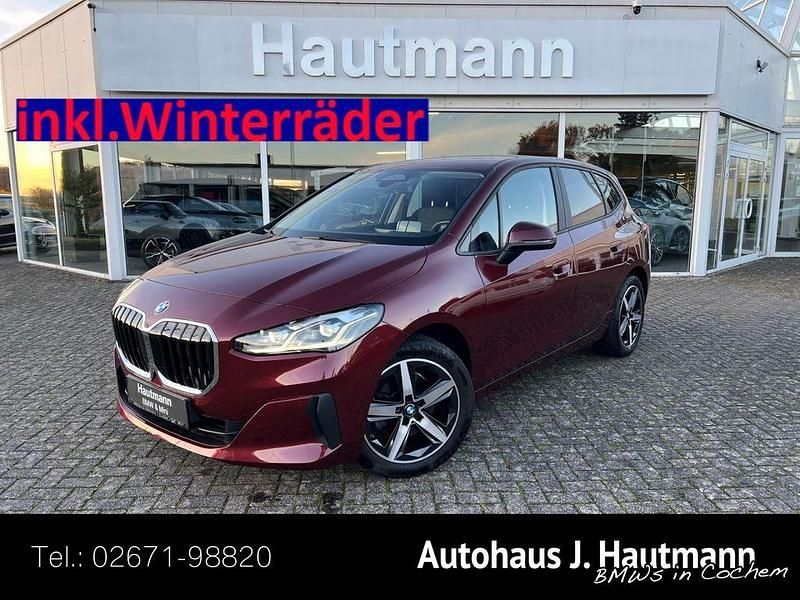 Rot Gebraucht 2023 BMW 218 Active Tourer Luxury Line Van / Kleinbus | 26.950 € (Fairer Preis) - Bild 1/4