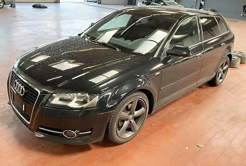 Gebraucht Audi A3 S-Line 140 PS (102 kW) 2011 Schwarz Kleinwagen