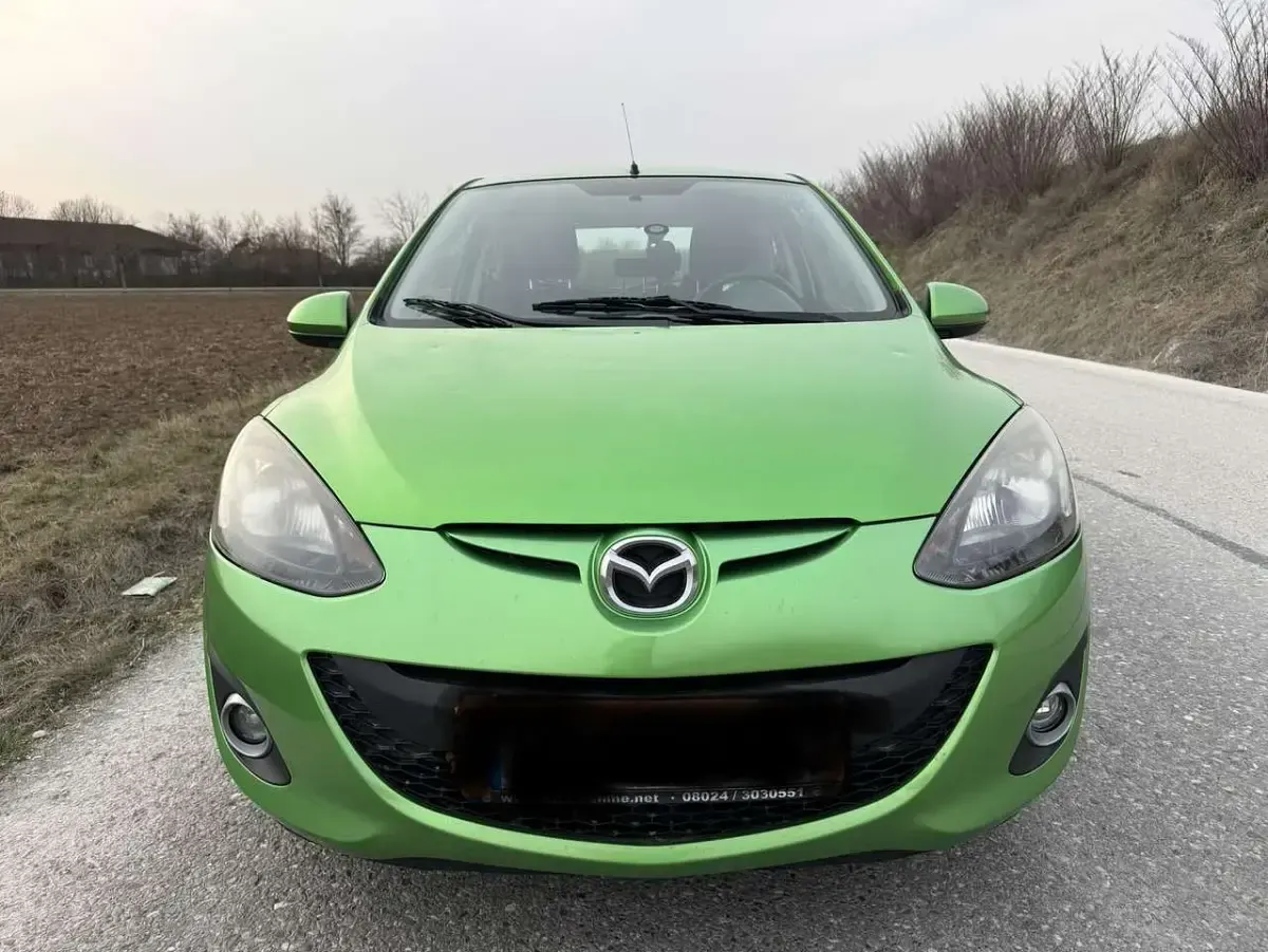 Gebraucht Mazda 2 86 PS (63 kW) 2011 Kleinwagen