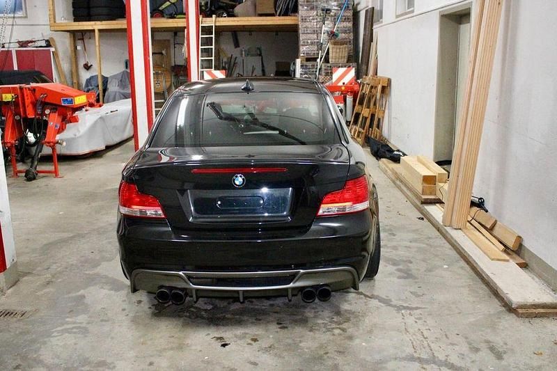 Gebraucht BMW 135 Performance 306 PS (225 kW) 2008 Schwarz Kleinwagen